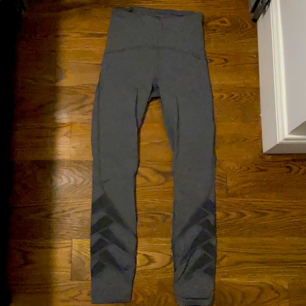 Lululemon Size 2 Leggings - Picture 1 of 2